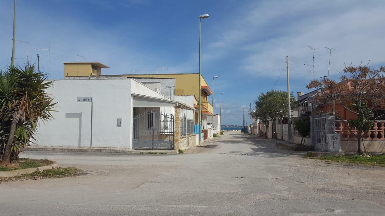 Apartamento Mmera mare Torre Lapillo Exterior foto